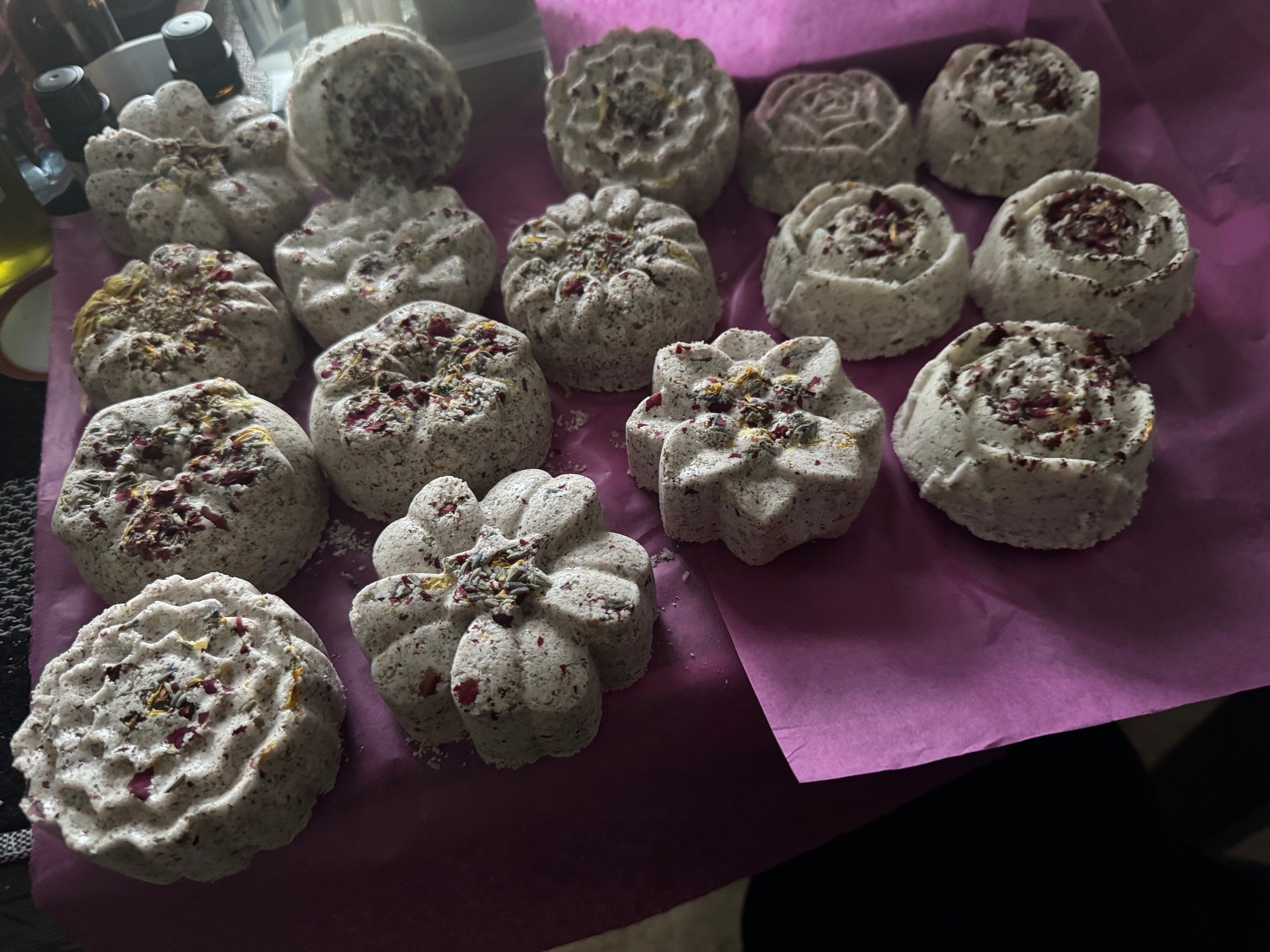 Botanical Bloom: Luxurious Mineral & Floral Bath Bombs (4 piece set)